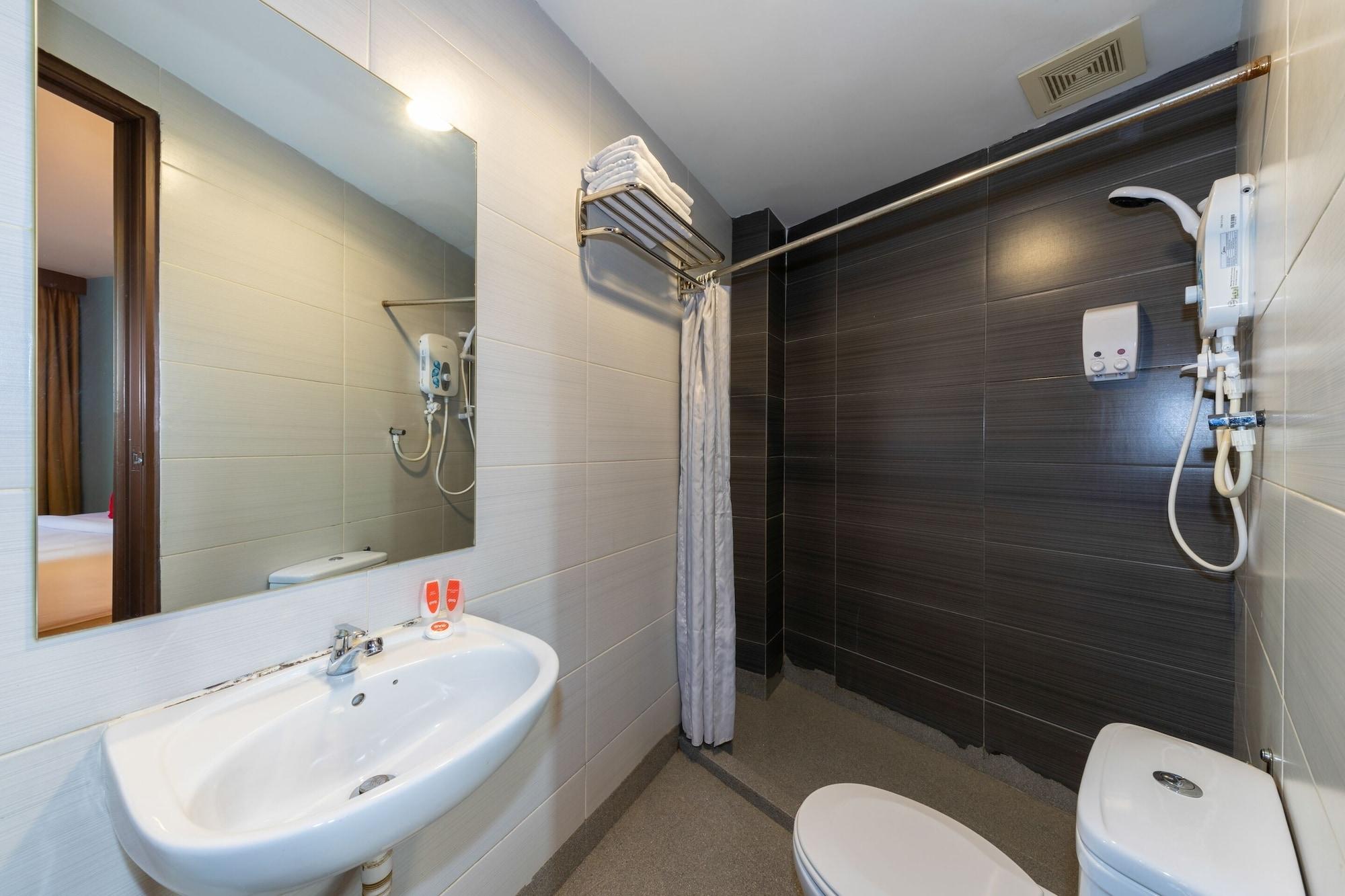 Oyo 430 Oak Valley Boutique Hotel Johor Bahru Zewnętrze zdjęcie