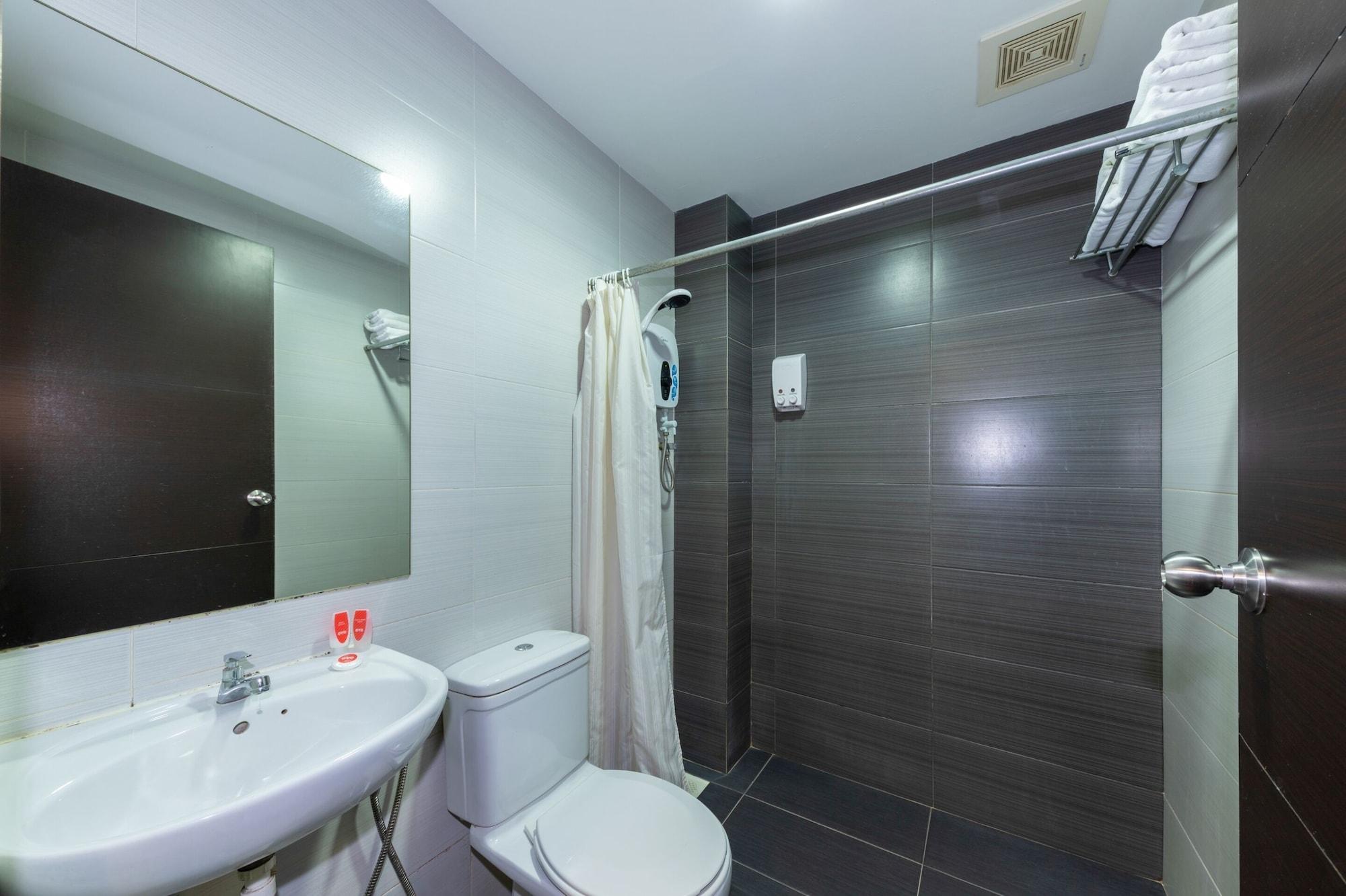 Oyo 430 Oak Valley Boutique Hotel Johor Bahru Zewnętrze zdjęcie